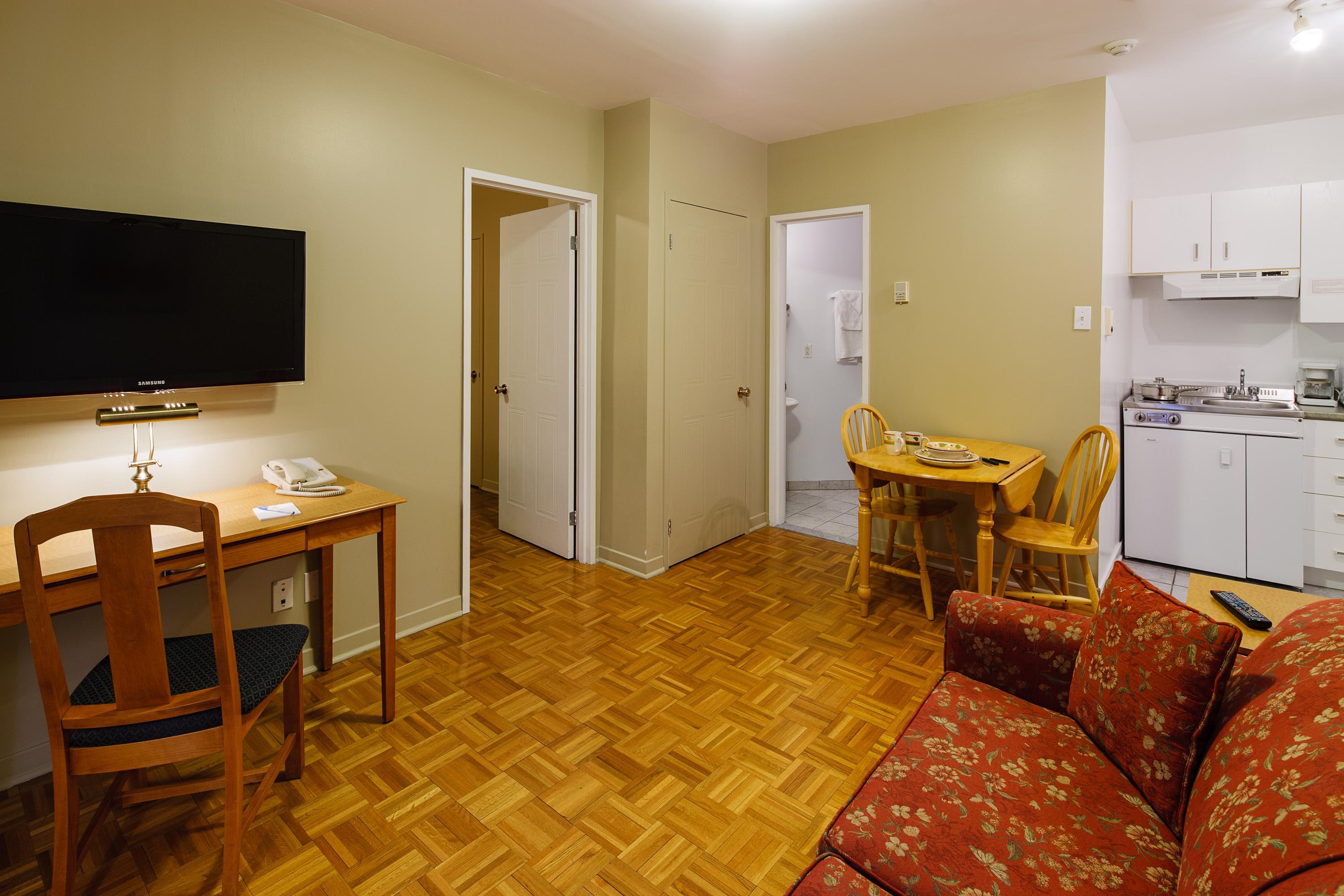 Hotel Le Roberval Montreal Exterior photo